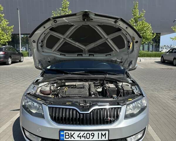 Серый Шкода Октавия, объемом двигателя 1.4 л и пробегом 227 тыс. км за 9700 $, фото 2 на Automoto.ua