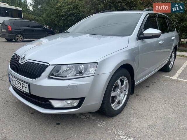 Серый Шкода Октавия, объемом двигателя 2 л и пробегом 293 тыс. км за 13100 $, фото 4 на Automoto.ua