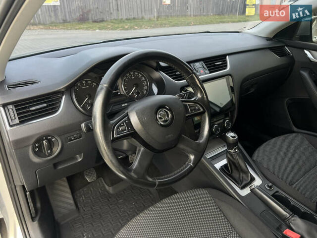 Серый Шкода Октавия, объемом двигателя 2 л и пробегом 303 тыс. км за 9200 $, фото 23 на Automoto.ua
