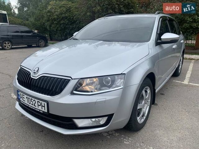 Серый Шкода Октавия, объемом двигателя 2 л и пробегом 293 тыс. км за 13100 $, фото 46 на Automoto.ua