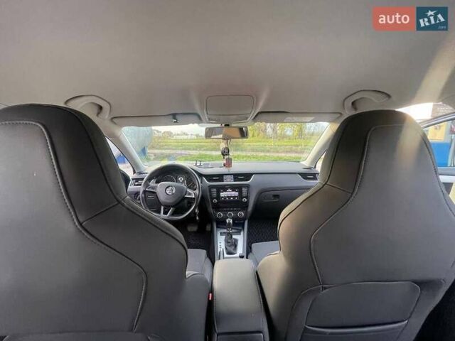 Серый Шкода Октавия, объемом двигателя 1.6 л и пробегом 217 тыс. км за 11000 $, фото 11 на Automoto.ua