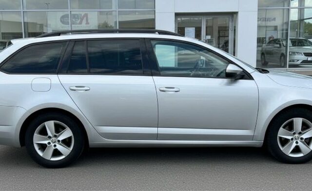 Сірий Шкода Октавія, об'ємом двигуна 2 л та пробігом 205 тис. км за 10500 $, фото 2 на Automoto.ua