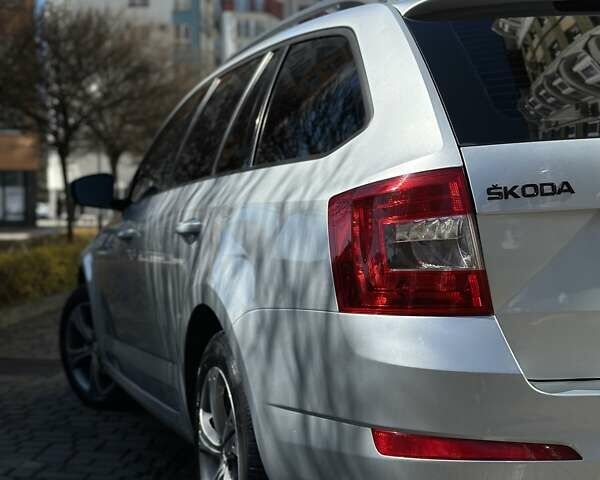 Серый Шкода Октавия, объемом двигателя 1.97 л и пробегом 322 тыс. км за 9950 $, фото 6 на Automoto.ua