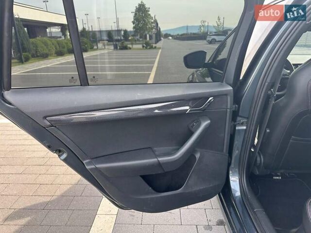 Шкода Октавия 2014 в Мукачеве на Automoto.ua Серый Шкода Октавия, объемом двигателя 1.97 л и пробегом 286 тыс. км за 14499 $, фото 15 на Automoto.ua