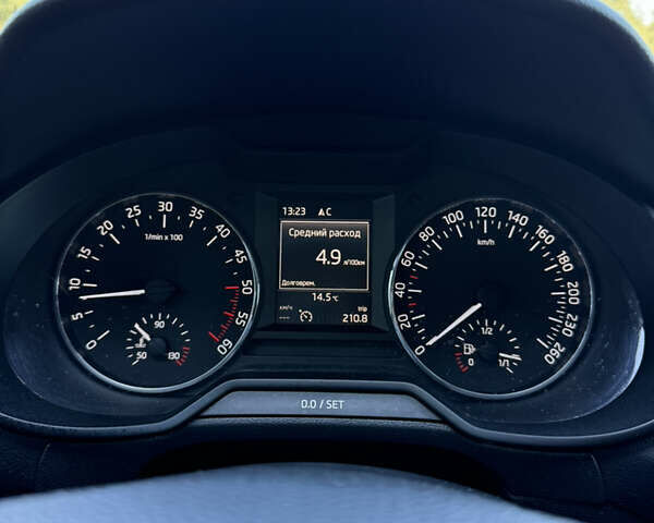 Серый Шкода Октавия, объемом двигателя 1.6 л и пробегом 241 тыс. км за 10300 $, фото 9 на Automoto.ua