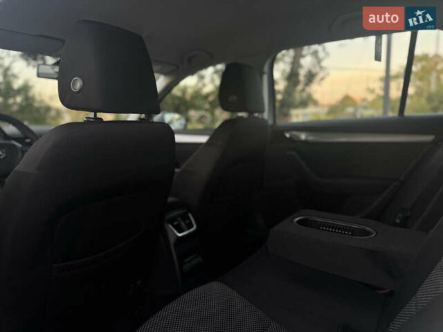 Серый Шкода Октавия, объемом двигателя 1.6 л и пробегом 281 тыс. км за 10499 $, фото 19 на Automoto.ua