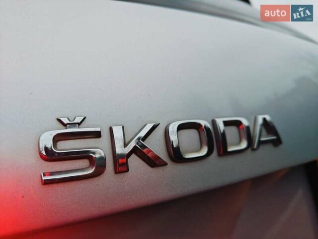 Сірий Шкода Октавія, об'ємом двигуна 1.6 л та пробігом 228 тис. км за 9199 $, фото 63 на Automoto.ua