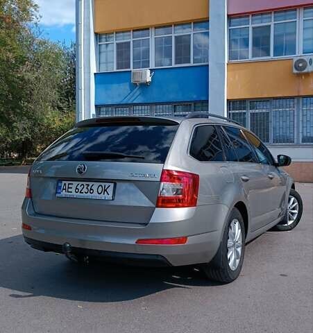 Серый Шкода Октавия, объемом двигателя 1.97 л и пробегом 328 тыс. км за 11400 $, фото 15 на Automoto.ua