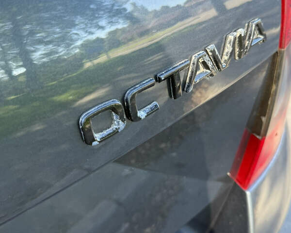 Серый Шкода Октавия, объемом двигателя 1.6 л и пробегом 241 тыс. км за 10300 $, фото 17 на Automoto.ua