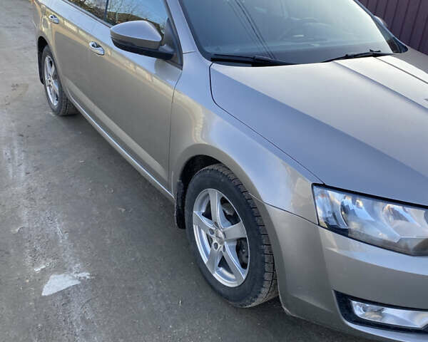 Серый Шкода Октавия, объемом двигателя 1.6 л и пробегом 330 тыс. км за 10300 $, фото 2 на Automoto.ua