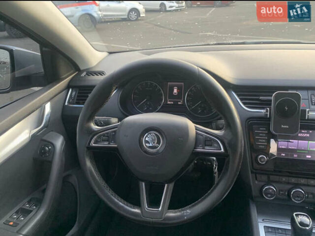 Шкода Октавия 2014 в Одессе на Automoto.ua Серый Шкода Октавия, объемом двигателя 1.6 л и пробегом 285 тыс. км за 10000 $, фото 10 на Automoto.ua
