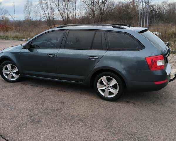 Серый Шкода Октавия, объемом двигателя 1.97 л и пробегом 275 тыс. км за 12000 $, фото 6 на Automoto.ua