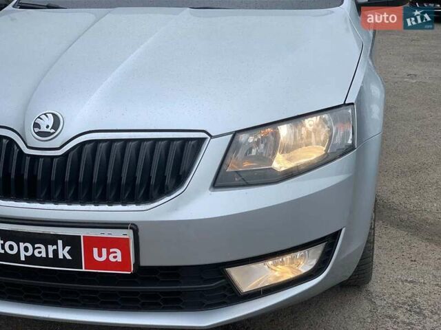 Серый Шкода Октавия, объемом двигателя 2 л и пробегом 284 тыс. км за 12990 $, фото 26 на Automoto.ua
