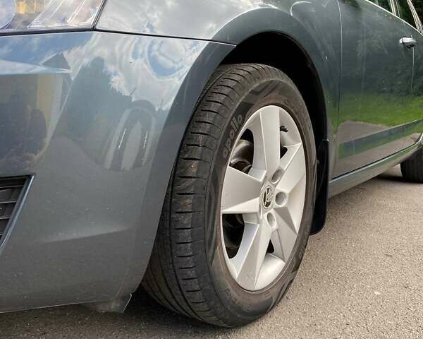 Шкода Октавия 2014 в Хмельницком на Automoto.ua Серый Шкода Октавия, объемом двигателя 1.6 л и пробегом 270 тыс. км за 11999 $, фото 35 на Automoto.ua