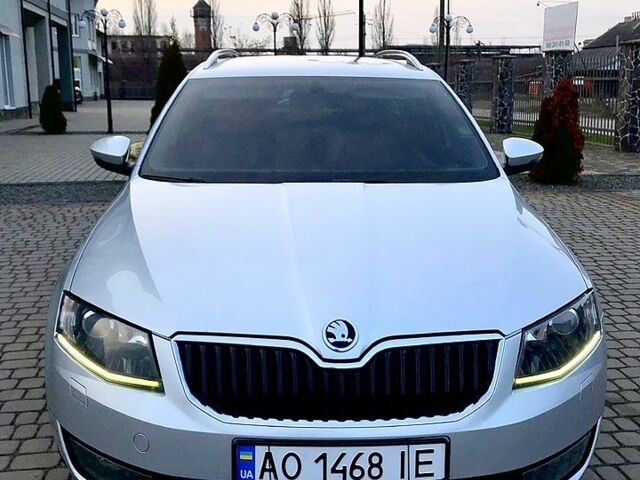 Сірий Шкода Октавія, об'ємом двигуна 2 л та пробігом 290 тис. км за 12600 $, фото 1 на Automoto.ua