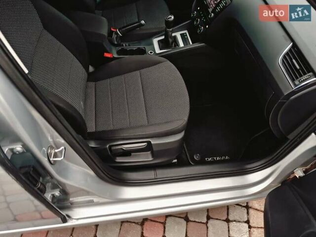 Сірий Шкода Октавія, об'ємом двигуна 1.6 л та пробігом 228 тис. км за 9199 $, фото 44 на Automoto.ua