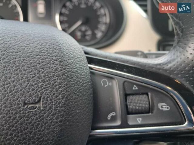 Шкода Октавія 2014 у Костополе на Automoto.ua Сірий Шкода Октавія, об'ємом двигуна 1.97 л та пробігом 364 тис. км за 11600 $, фото 30 на Automoto.ua