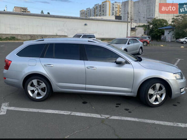 Шкода Октавия 2014 в Одессе на Automoto.ua Серый Шкода Октавия, объемом двигателя 1.6 л и пробегом 285 тыс. км за 10000 $, фото 5 на Automoto.ua