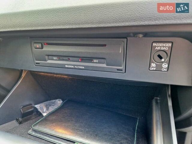 Серый Шкода Октавия, объемом двигателя 1.8 л и пробегом 235 тыс. км за 14500 $, фото 57 на Automoto.ua