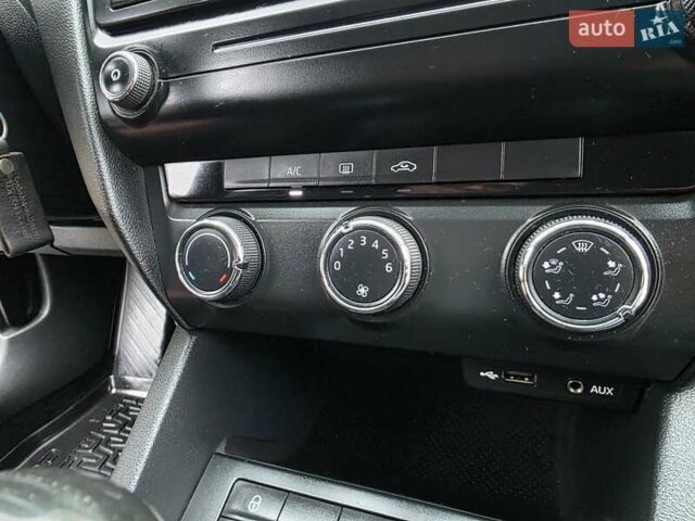 Сірий Шкода Октавія, об'ємом двигуна 1.6 л та пробігом 224 тис. км за 8999 $, фото 22 на Automoto.ua