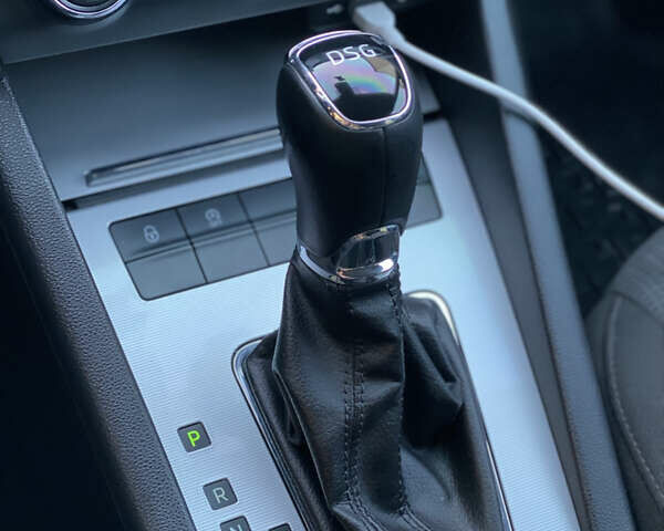 Сірий Шкода Октавія, об'ємом двигуна 2 л та пробігом 225 тис. км за 12200 $, фото 29 на Automoto.ua