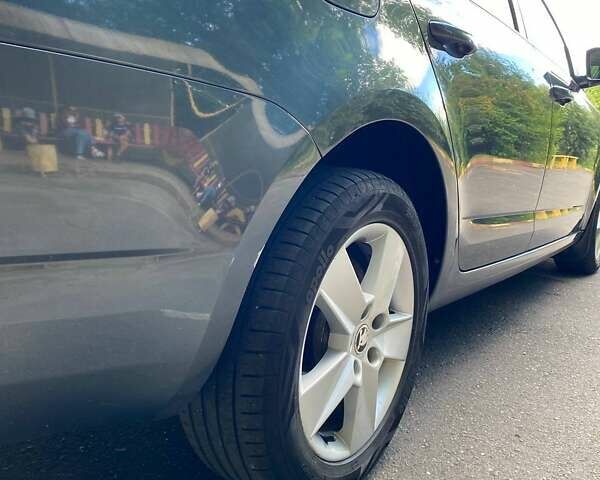 Шкода Октавия 2014 в Хмельницком на Automoto.ua Серый Шкода Октавия, объемом двигателя 1.6 л и пробегом 270 тыс. км за 11999 $, фото 37 на Automoto.ua