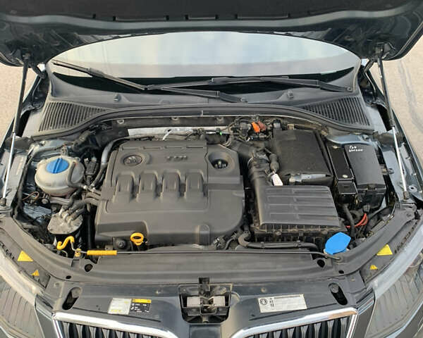 Сірий Шкода Октавія, об'ємом двигуна 1.97 л та пробігом 248 тис. км за 12000 $, фото 7 на Automoto.ua