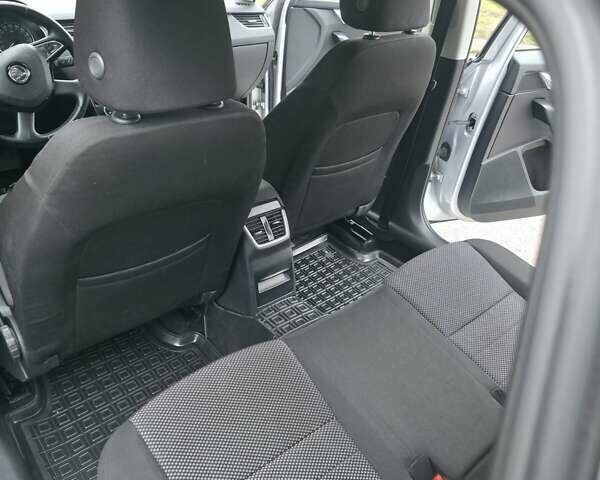 Сірий Шкода Октавія, об'ємом двигуна 1.8 л та пробігом 258 тис. км за 10950 $, фото 46 на Automoto.ua