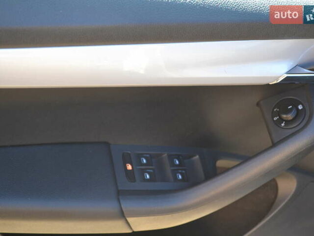 Серый Шкода Октавия, объемом двигателя 2 л и пробегом 228 тыс. км за 12500 $, фото 13 на Automoto.ua