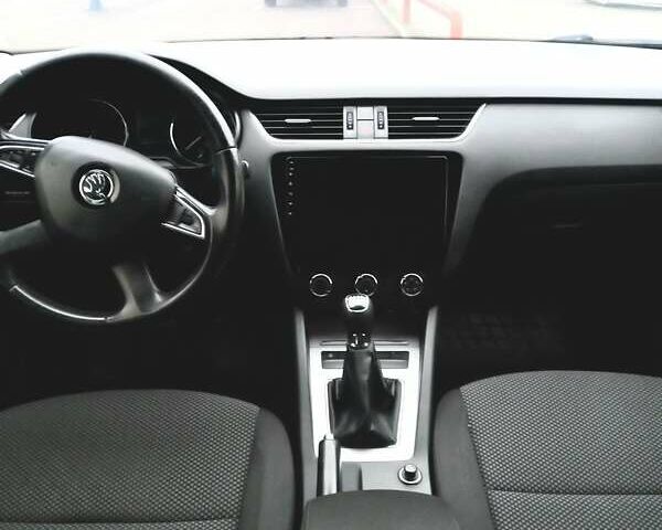 Серый Шкода Октавия, объемом двигателя 1.97 л и пробегом 306 тыс. км за 10800 $, фото 9 на Automoto.ua