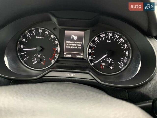 Серый Шкода Октавия, объемом двигателя 1.6 л и пробегом 276 тыс. км за 14000 $, фото 14 на Automoto.ua