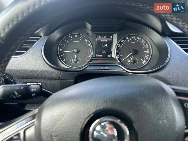 Шкода Октавия 2014 в Полтаве на Automoto.ua Серый Шкода Октавия, объемом двигателя 1.6 л и пробегом 280 тыс. км за 11190 $, фото 1 на Automoto.ua