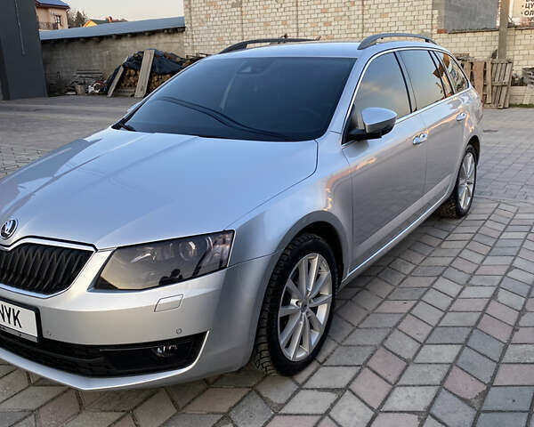 Серый Шкода Октавия, объемом двигателя 1.97 л и пробегом 240 тыс. км за 12500 $, фото 2 на Automoto.ua