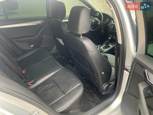 Серый Шкода Октавия, объемом двигателя 2 л и пробегом 293 тыс. км за 13100 $, фото 56 на Automoto.ua