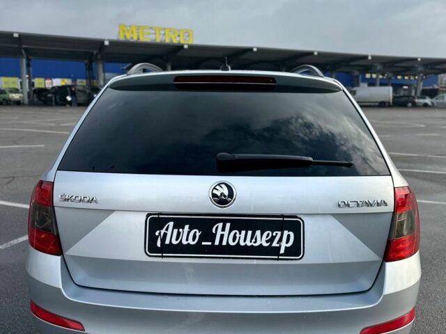 Серый Шкода Октавия, объемом двигателя 0 л и пробегом 237 тыс. км за 10300 $, фото 4 на Automoto.ua