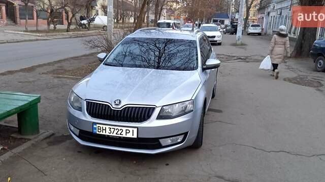 Шкода Октавия 2014 в Ужгороде на Automoto.ua Серый Шкода Октавия, объемом двигателя 1.6 л и пробегом 225 тыс. км за 10900 $, фото 3 на Automoto.ua