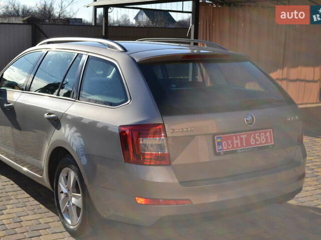 Серый Шкода Октавия, объемом двигателя 2 л и пробегом 228 тыс. км за 12500 $, фото 8 на Automoto.ua