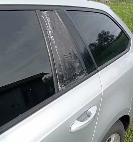 Шкода Октавия 2014 в Виноградове на Automoto.ua Серый Шкода Октавия, объемом двигателя 1.6 л и пробегом 260 тыс. км за 8500 $, фото 2 на Automoto.ua