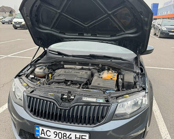 Сірий Шкода Октавія, об'ємом двигуна 1.8 л та пробігом 228 тис. км за 11300 $, фото 1 на Automoto.ua