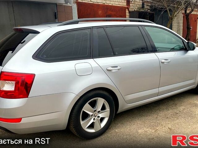 Серый Шкода Октавия, объемом двигателя 20 л и пробегом 190 тыс. км за 10500 $, фото 6 на Automoto.ua