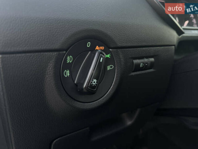 Серый Шкода Октавия, объемом двигателя 1.6 л и пробегом 281 тыс. км за 10499 $, фото 14 на Automoto.ua