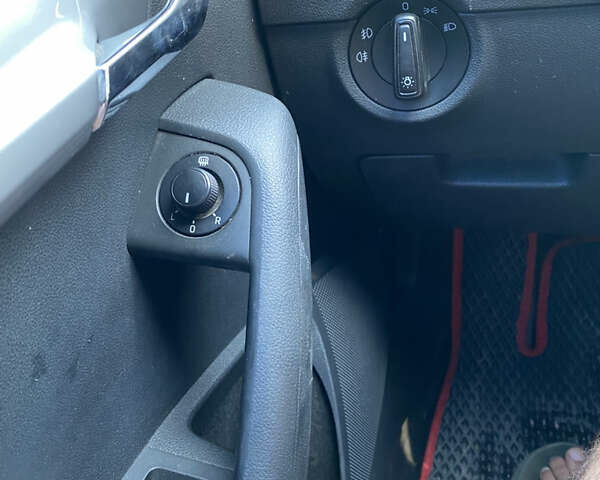 Сірий Шкода Октавія, об'ємом двигуна 1.6 л та пробігом 238 тис. км за 9000 $, фото 14 на Automoto.ua