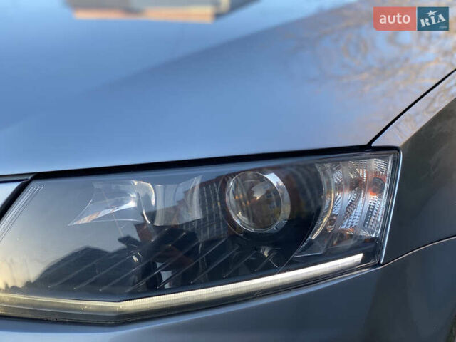 Сірий Шкода Октавія, об'ємом двигуна 2 л та пробігом 225 тис. км за 12200 $, фото 9 на Automoto.ua