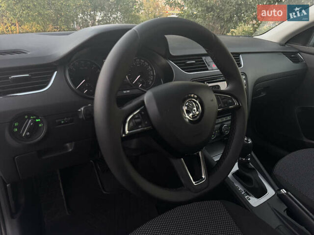 Серый Шкода Октавия, объемом двигателя 1.6 л и пробегом 281 тыс. км за 10499 $, фото 17 на Automoto.ua