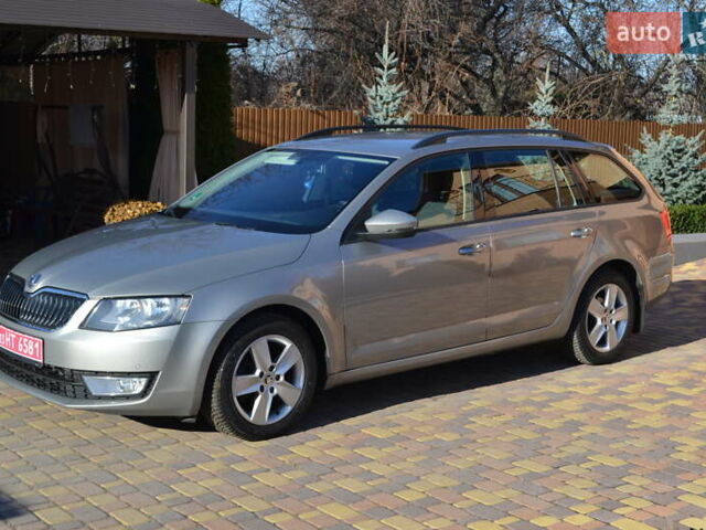 Серый Шкода Октавия, объемом двигателя 2 л и пробегом 228 тыс. км за 12500 $, фото 10 на Automoto.ua