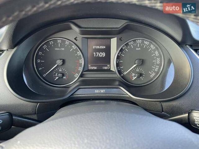 Серый Шкода Октавия, объемом двигателя 1.6 л и пробегом 178 тыс. км за 13550 $, фото 17 на Automoto.ua