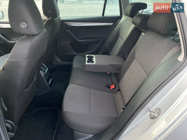 Серый Шкода Октавия, объемом двигателя 1.6 л и пробегом 193 тыс. км за 11300 $, фото 37 на Automoto.ua