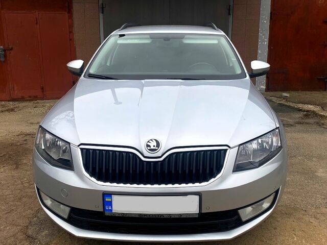 Серый Шкода Октавия, объемом двигателя 20 л и пробегом 190 тыс. км за 10500 $, фото 1 на Automoto.ua