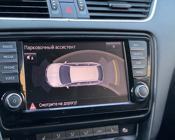 Сірий Шкода Октавія, об'ємом двигуна 2 л та пробігом 225 тис. км за 12200 $, фото 40 на Automoto.ua