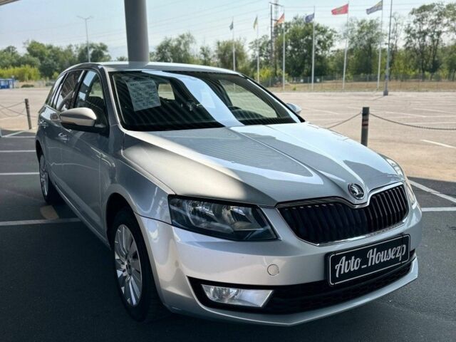 Серый Шкода Октавия, объемом двигателя 0 л и пробегом 180 тыс. км за 8500 $, фото 2 на Automoto.ua